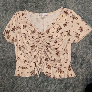 Floral and flatttering crop top